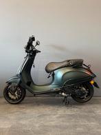 Vespa Sprint E5 brom custom | Full option | Akra | alarm, Gebruikt, Overige modellen, Maximaal 45 km/u, Benzine