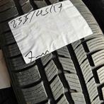 2 x Nexen 235-45-17 Winterbanden 7mm, Auto-onderdelen, Banden en Velgen, Gebruikt, 17 inch, 235 mm, Band(en)