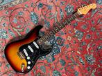 Fender Stevie Ray Vaughan Sign Stratocaster 2003 Sunburst, Ophalen of Verzenden, Gebruikt, Solid body, Fender