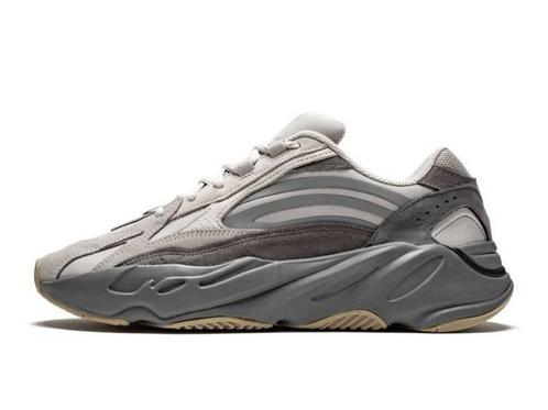 Adidas Yeezy Boost 700 V2 Tephra - Maat 38 EU, Kleding | Heren, Schoenen, Ophalen of Verzenden