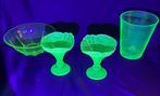 Schaal (4) - Glas - Uranium glas, Antiek en Kunst, Antiek | Glas en Kristal