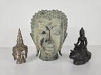 Twee Boeddha hoofden en Bodhisattva op rat - Beeld -, Antiek en Kunst