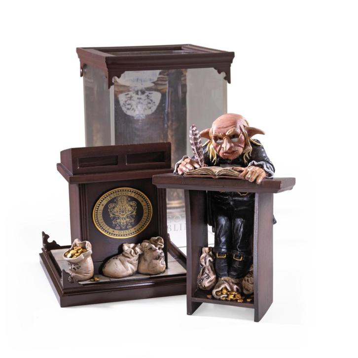 Harry Potter Magical Creatures #10 Gringotts Goblin 19 cm, Verzamelen, Harry Potter, Nieuw, Ophalen of Verzenden