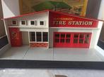 Matchbox Caserne Lg24cm /larg16,5 / haut 10 cm / camion 1/64, Nieuw