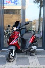 Piaggio Zip IGET E5 brom of snor! 584km! 24mnd garantie!, Fietsen en Brommers, Scooters | Piaggio, Zip, Ophalen of Verzenden, Zo goed als nieuw