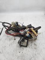 Znen F22 2015 ZN50QT-32 / Kabelboom incl. aangesloten alarm, Fietsen en Brommers, Brommeronderdelen | Scooters, Ophalen of Verzenden