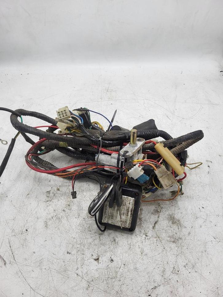 Znen F22 2015 ZN50QT-32 / Kabelboom incl. aangesloten alarm, Fietsen en Brommers, Brommeronderdelen | Scooters, Overige typen