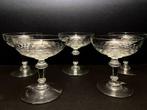 Baccarat - Champagneglas (6) - Chauny, honingraat - Kristal, Antiek en Kunst, Antiek | Meubels | Tafels
