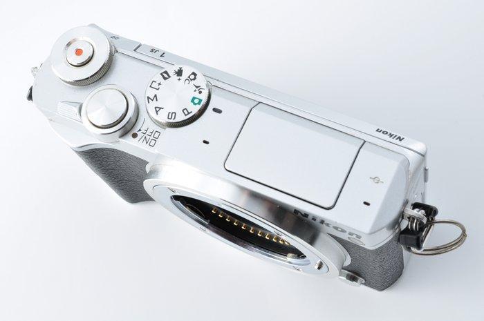 Nikon Nikon 1 J5 Silver [#861] Digitale camera, Audio, Tv en Foto, Fotocamera's Digitaal