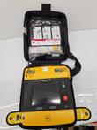 Lifepak 1000 AED defibrillator ambulance EHBO defibrilator