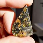 Jepara. Translucent meteoriet pallasiet. Edelsteenkwaliteit., Verzamelen, Mineralen en Fossielen