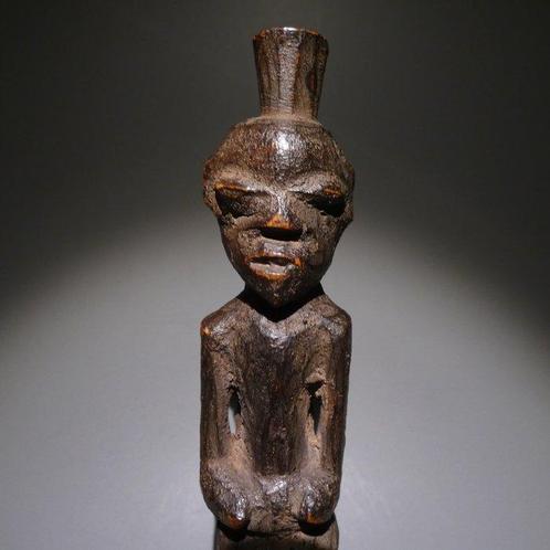 Beeld. 15 cm H. - Tchokwe, Angola, Antiek en Kunst, Kunst | Niet-Westerse kunst