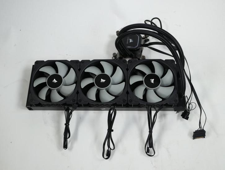 [RETOURDEAL] Corsair Hydro Series H150i PRO RGB 360mm [Tw..., Computers en Software, Computerkoelers, Ophalen of Verzenden
