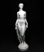 József Gondos (1909-1987) - sculptuur, Lady Sculpture - 23