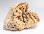 Een bergkristal geode, Nieuw