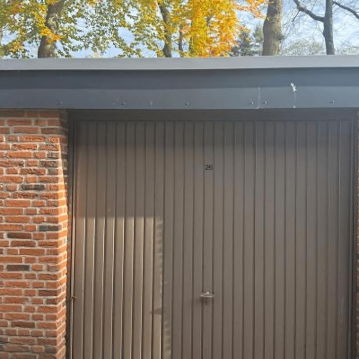 parkeerplaats in Ermelo gevonden voor €175,- pm, Huizen en Kamers, Garages en Parkeerplaatsen