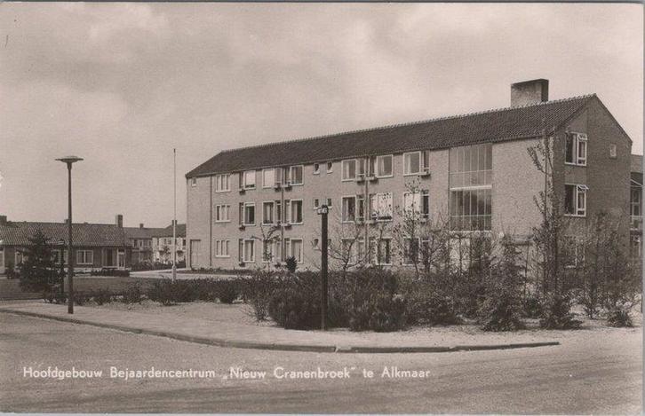 ALKMAAR - Hoofdgebouw Bejaardencentrum Nieuw Cranenbroek, Verzamelen, Ansichtkaarten | Nederland, Verzenden