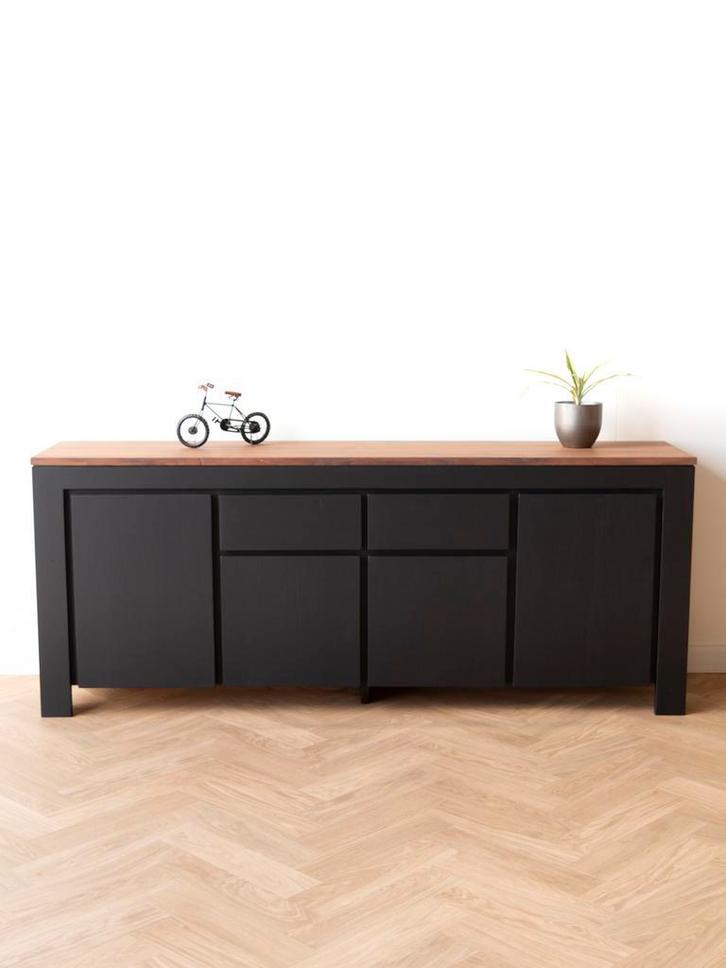Zwart dressoir massief teakhout | Moderne kast | Vavivo, Huis en Inrichting, Kasten | Dressoirs, 200 cm of meer, 25 tot 50 cm