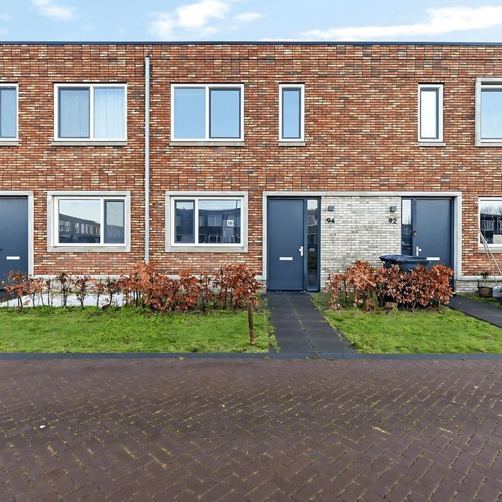 huis in Almere gevonden voor €2270,- pm, Huizen en Kamers, Huizen te koop