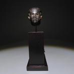Oud-Egyptisch Groene steen Hoofdfiguur. Middenrijk, ca. 2050, Verzamelen, Mineralen en Fossielen