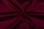Satijn stof bordeaux rood - Polyester stof 50m op rol, Hobby en Vrije tijd, Stoffen en Lappen, 200 cm of meer, Nieuw, Polyester