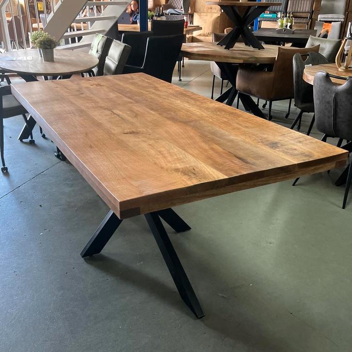 NIEUWE mango tafels + matrix poot voor SUPER AKTIE  PRIJZEN, Huis en Inrichting, Tafels | Eettafels, 100 tot 150 cm, 200 cm of meer