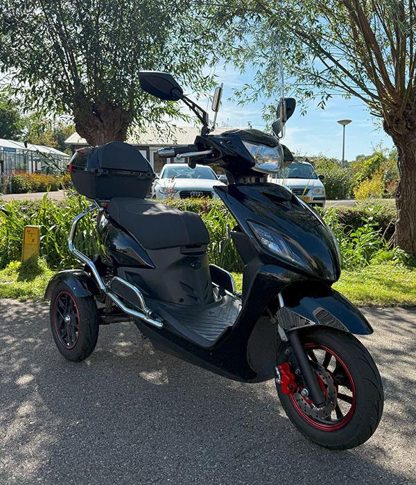 IVA T3 Zwart Elektrische Driewieler, Fietsen en Brommers, Scooters | Overige merken, Verzenden