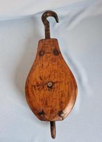 katrol - Peervormig - Hout, IJzer