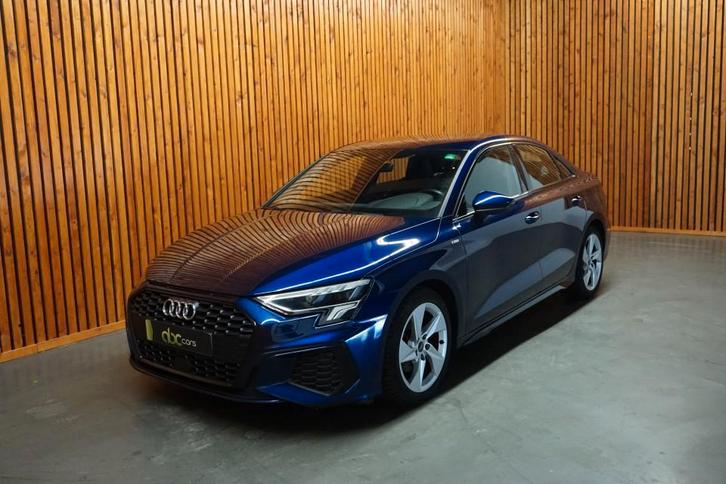 NR. 025 Audi A3 LIMOUSINE  35 TFSI S-EDITION AUTOMAAT, Auto's, Audi, Dealer onderhouden, Onderhoudsboekje, Automaat, Sedan, BTW verrekenbaar