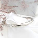 18 Krt. Witgouden gedraaide slavenarmband  | Ø 60 mm, Ophalen of Verzenden, Gebruikt, Overige kleuren, Goud