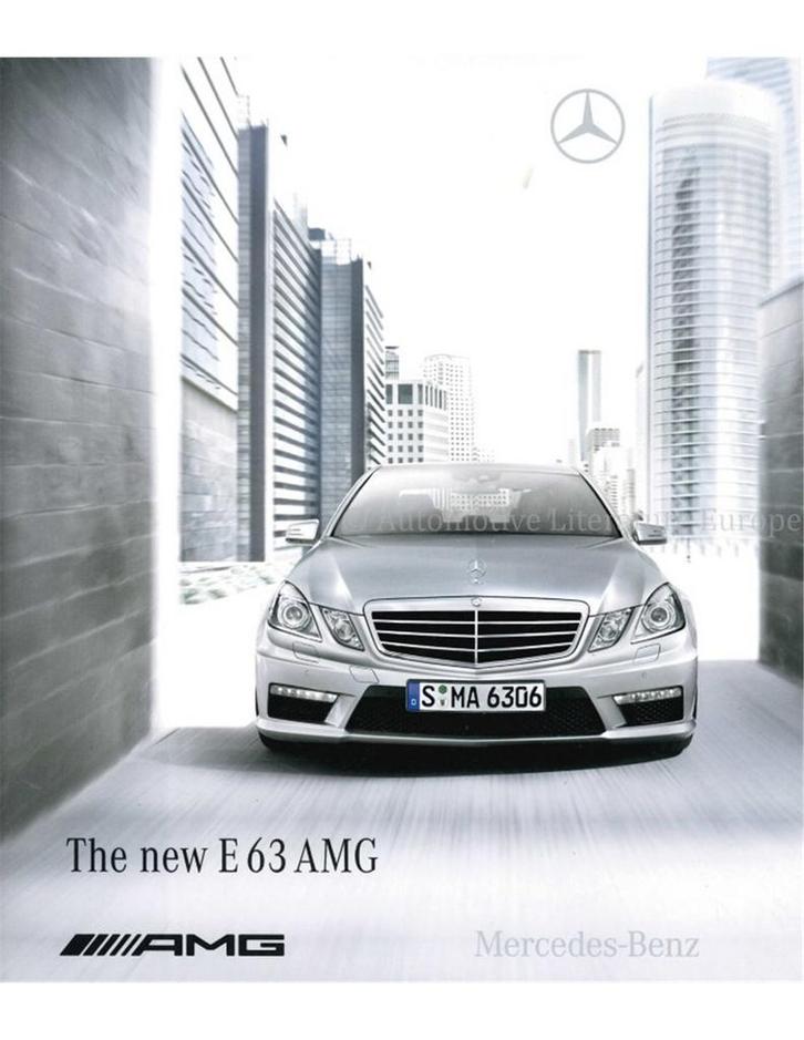 2009 MERCEDES BENZ E63 AMG BROCHURE ENGELS, Boeken, Auto's | Folders en Tijdschriften