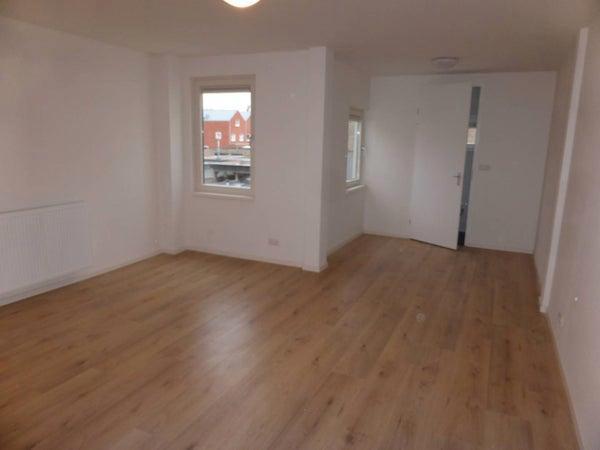 Te huur: Studio Houtstraat in Tilburg met 1 kamer(s), Huizen en Kamers, Huizen te huur, Direct bij eigenaar, A, Noord-Brabant