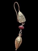 Central Asia Geel goud Oorbellen, Sieraden, Tassen en Uiterlijk, Antieke sieraden