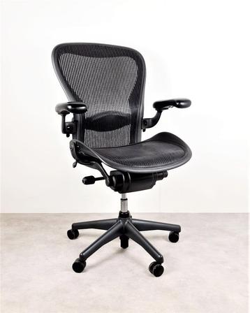 Herman Miller Aeron Classic bureaustoel kleur graphite  6x beschikbaar voor biedingen
