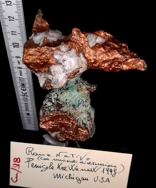 inheemse koper Vrije vorm - Hoogte: 11 cm - Breedte: 8 cm-, Verzamelen, Mineralen en Fossielen