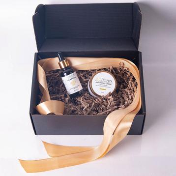 HAIR &amp; FACE CARE BOX beschikbaar voor biedingen