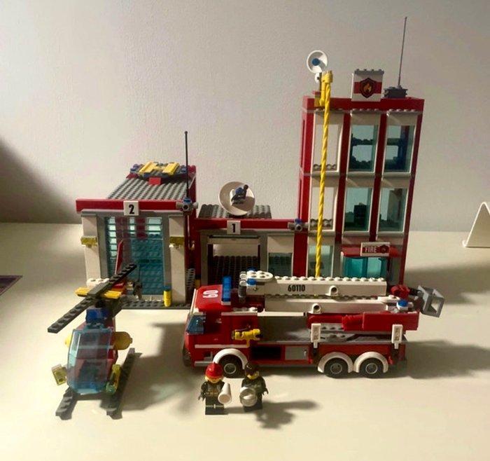 Lego Set - 60110 - City - Fire Station, Kinderen en Baby's, Speelgoed | Duplo en Lego