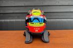 Mclaren - Oscar Piastri - 2025 - Replica helmet with HANS, Verzamelen, Nieuw