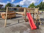 Veiling - Vrijstaande speeltoren met schommel+glijbaan 410x3, Kinderen en Baby's, Speelgoed | Buiten | Speeltoestellen, Nieuw