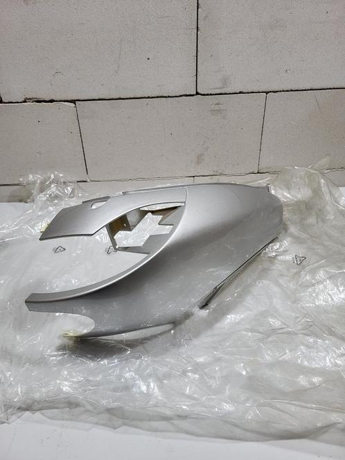 Peugeot Vivacity oud type / Zijkap Zijscherm Grijs Rechts In, Fietsen en Brommers, Brommeronderdelen | Scooters, Kap, Peugeot