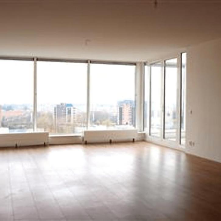 Appartement met balkon en inloopregendouche, Huizen en Kamers, Huizen te huur, Direct bij eigenaar, Amsterdam, Appartement
