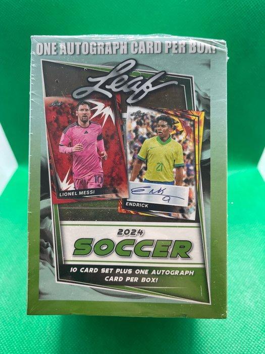 2023/24 Leaf 1 Guaranteed Autograph! - 1 Sealed box - Near, Verzamelen, Stickers