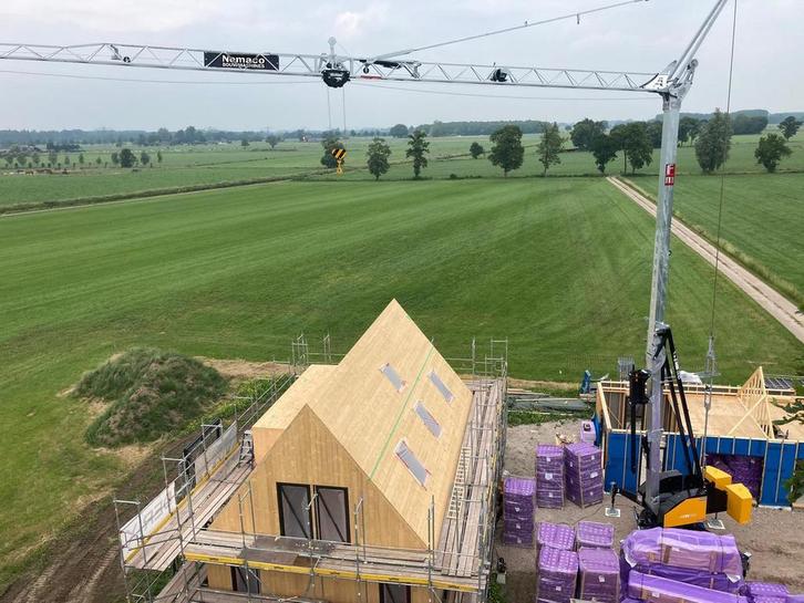 Bouwkraan huren | 10-tonmeter bouwkraan, Zakelijke goederen, Machines en Bouw | Kranen en Graafmachines, Kraan