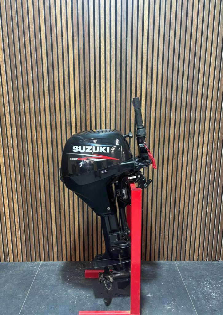 Suzuki DF8A, Watersport en Boten, Buiten- en Binnenboordmotoren, Gebruikt, Buitenboordmotor, Ophalen of Verzenden