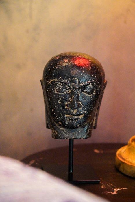 Beeld, NO RESERVE PRICE - Lavastone Budha Head on a custom, Antiek en Kunst, Kunst | Designobjecten