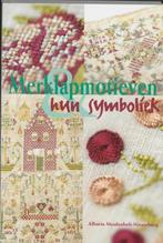 MERKLAPMOTIEVEN EN HUN SYMBOLIEK 9789023009085, Verzenden, Gelezen, A. Meulenbelt-Nieuwburg