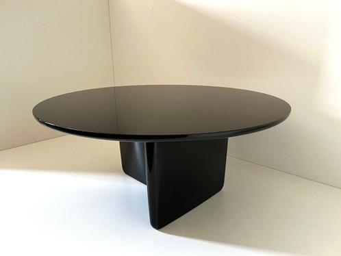 B&B Italia - Edward Barber & Jay Osgerby - Eettafel -, Antiek en Kunst, Antiek | Meubels | Stoelen en Banken