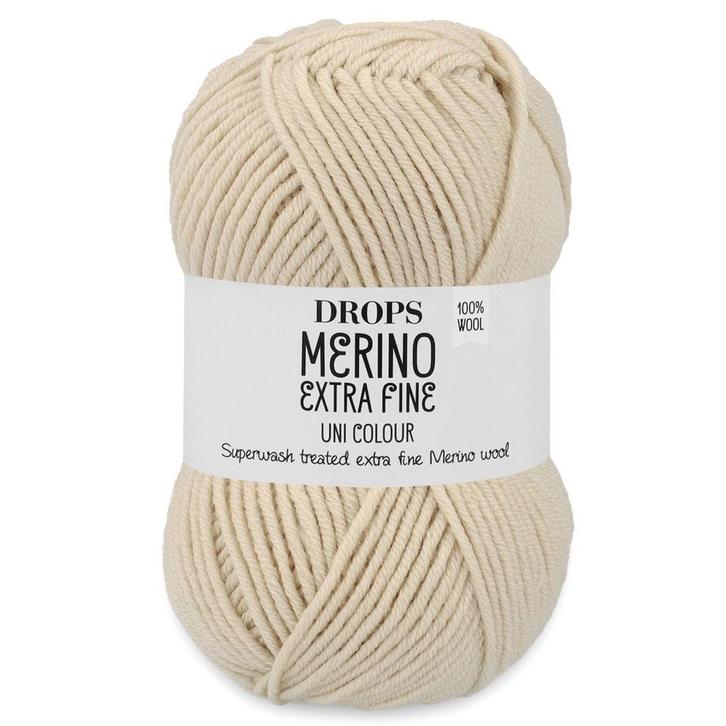 DROPS Merino Extra Fine Uni Colour - 50 lichtbeige - Wol G, Hobby en Vrije tijd, Breien en Haken, Ophalen of Verzenden