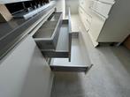 Keuken Compleet 120 Complete keukens OP voorraad NR 2761, Zo goed als nieuw, Met kookeiland