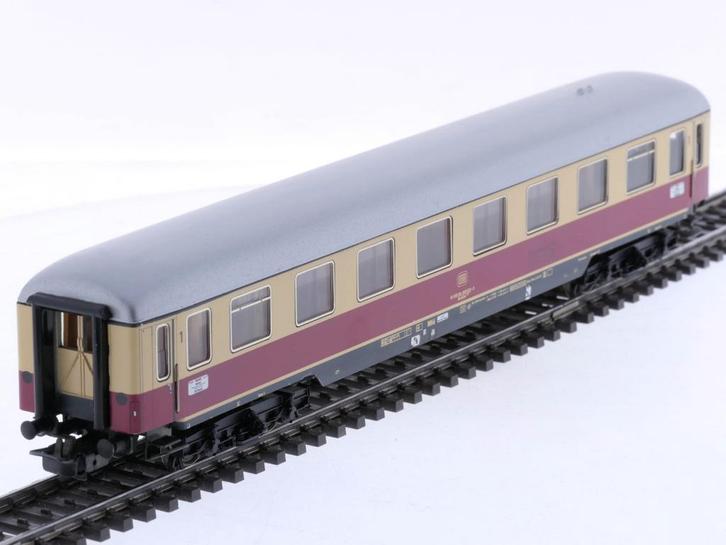Schaal H0 Märklin 4085.2 personenrijtuig 1e kl. Avüm111 T., Hobby en Vrije tijd, Modeltreinen | H0, Wisselstroom, Analoog, Gebruikt